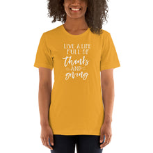 Load image into Gallery viewer, THANKS & GIVING COZY TEE